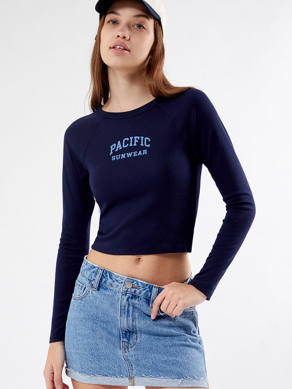 PacSun Pacific Sunwear Women's Navy Long-Sleeve Crop Top